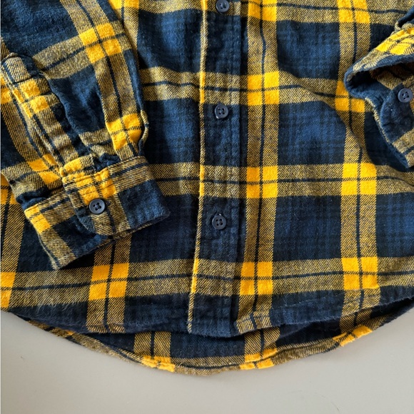 Cozy 100% cotton long sleeve shirt from Primark size 5-6 years - Picture 4 of 8